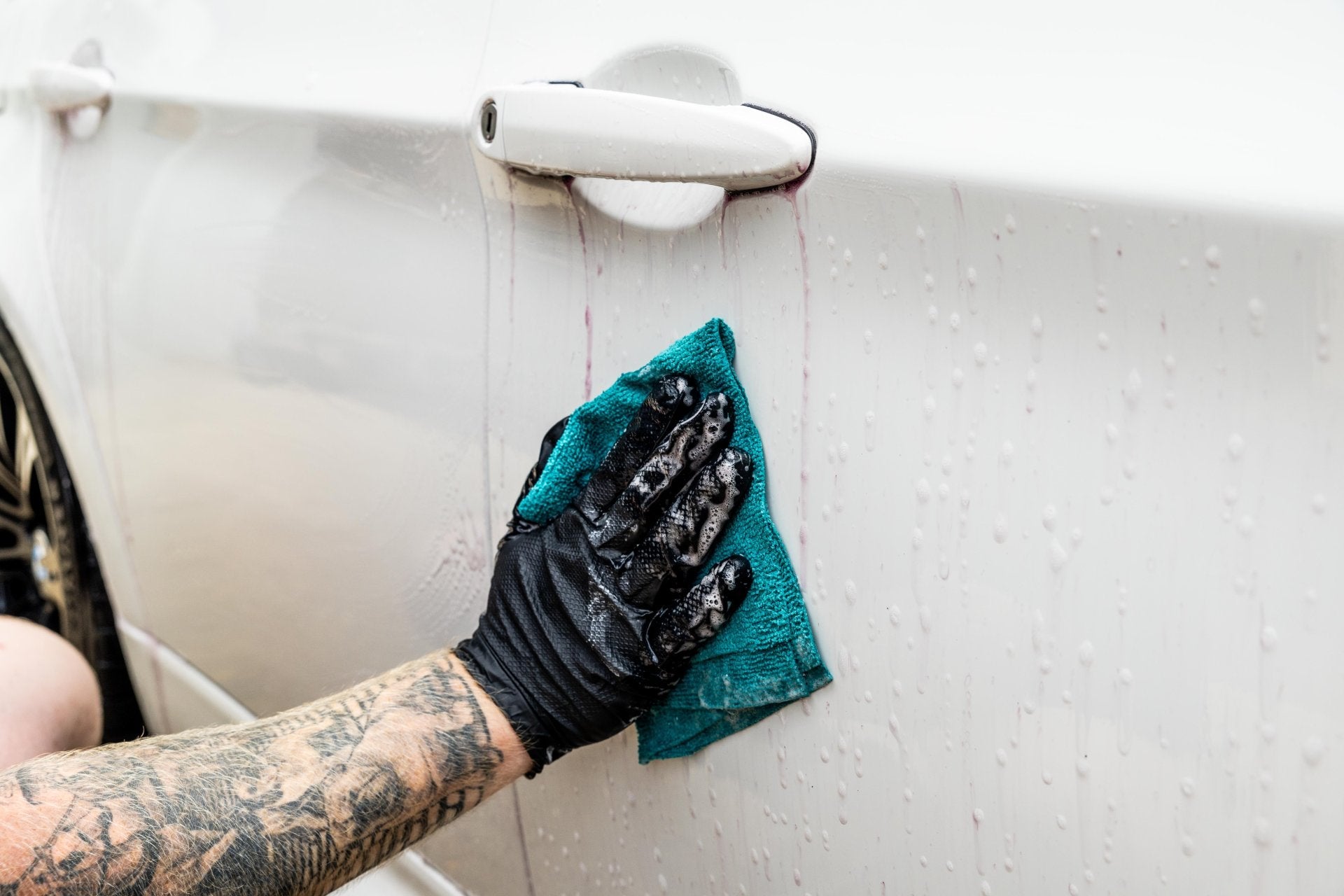 Safely Decontaminating Paintwork image