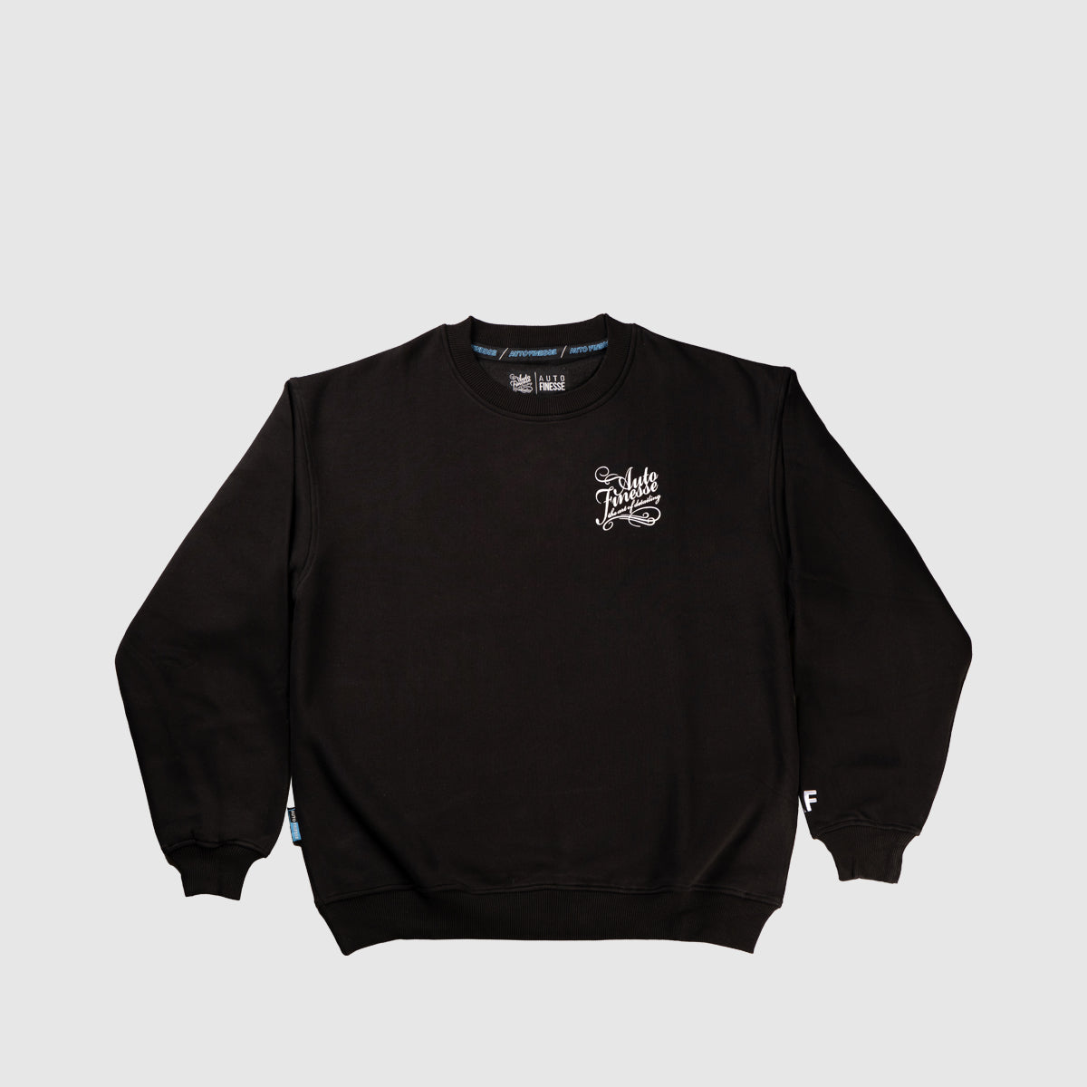 Oversized Signature Logo Crew Neck Sweater_ Front